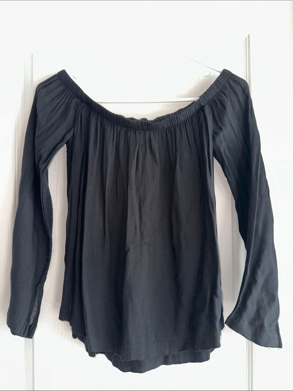 cloth & stone Black Off-the-Shoulder Peasant Blouse